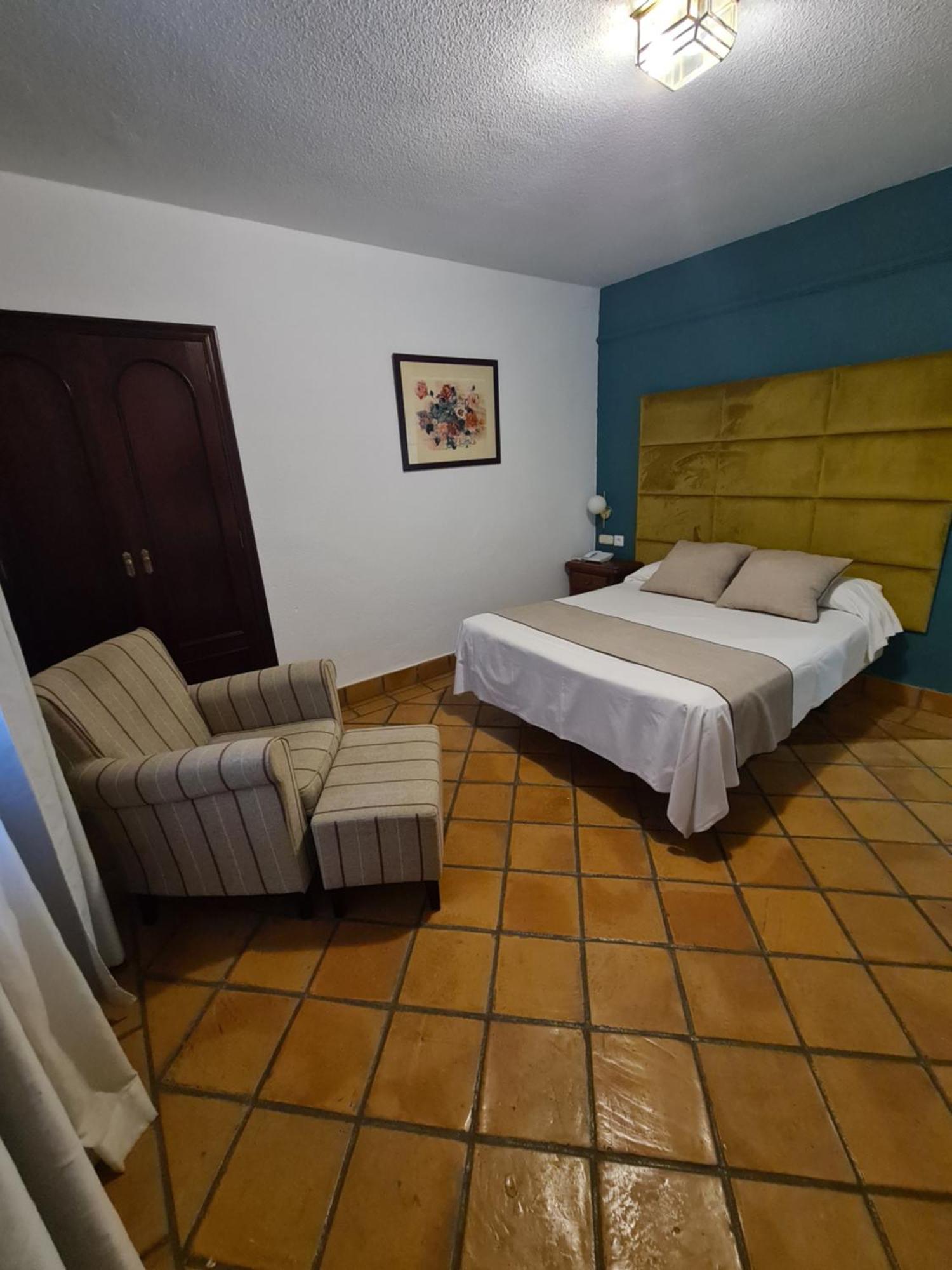 Hotel Don Gonzalo Монтилья Экстерьер фото